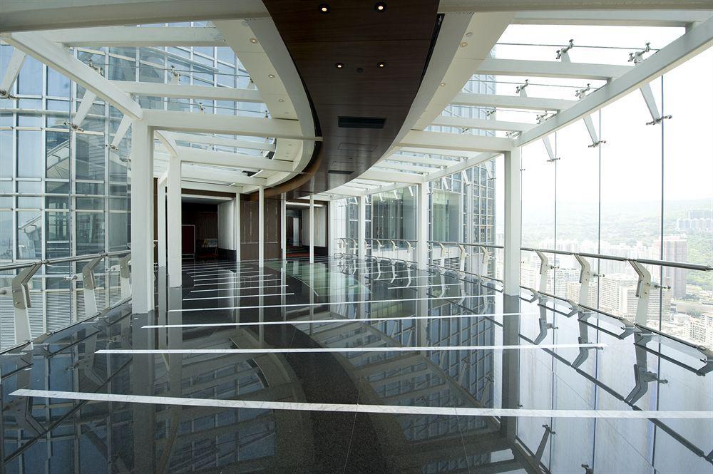Nina Hotel Tsuen Wan West Hongkong Zewnętrze zdjęcie The Skywalk
